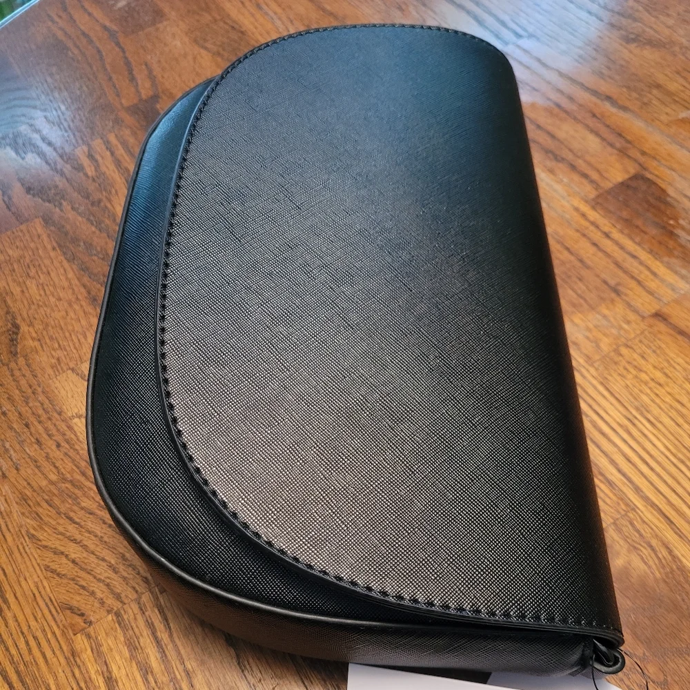 NWT black purse with shoulder strap - Picture 2 of 9